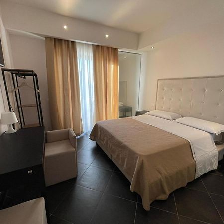 Hotel Briganti Куалиано Екстериор снимка