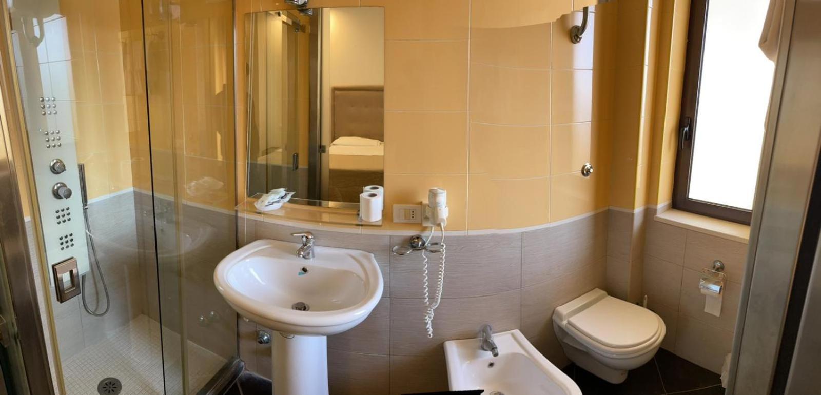 Hotel Briganti Куалиано Екстериор снимка