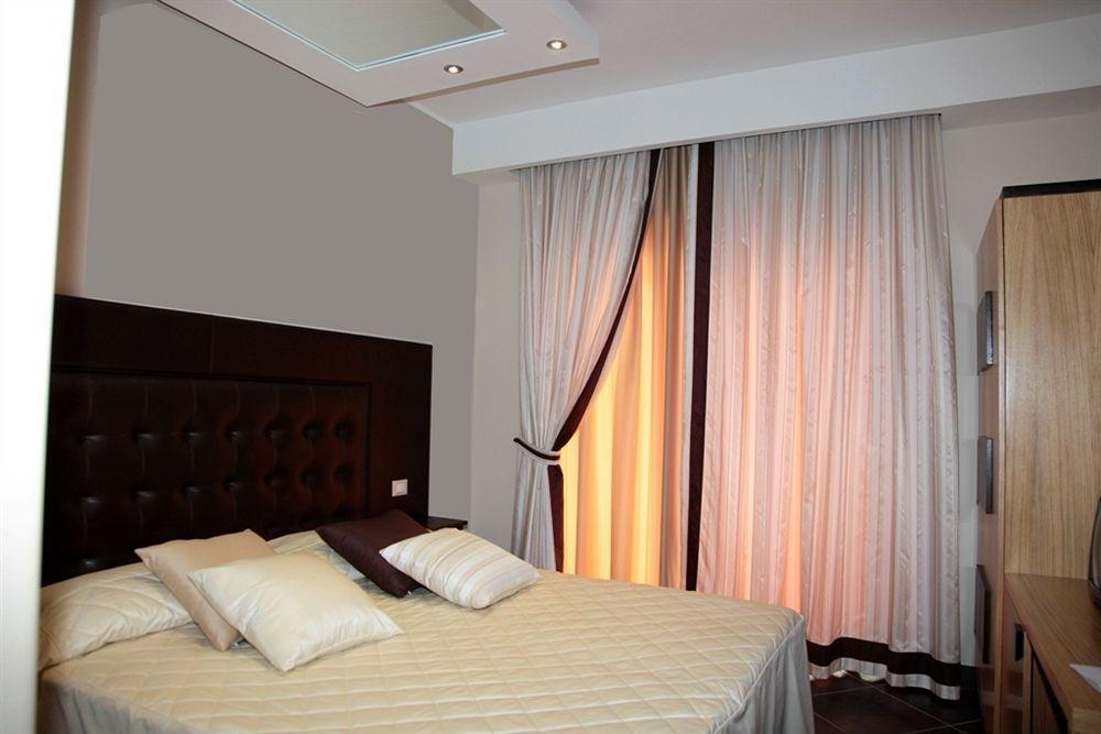 Hotel Briganti Куалиано Екстериор снимка