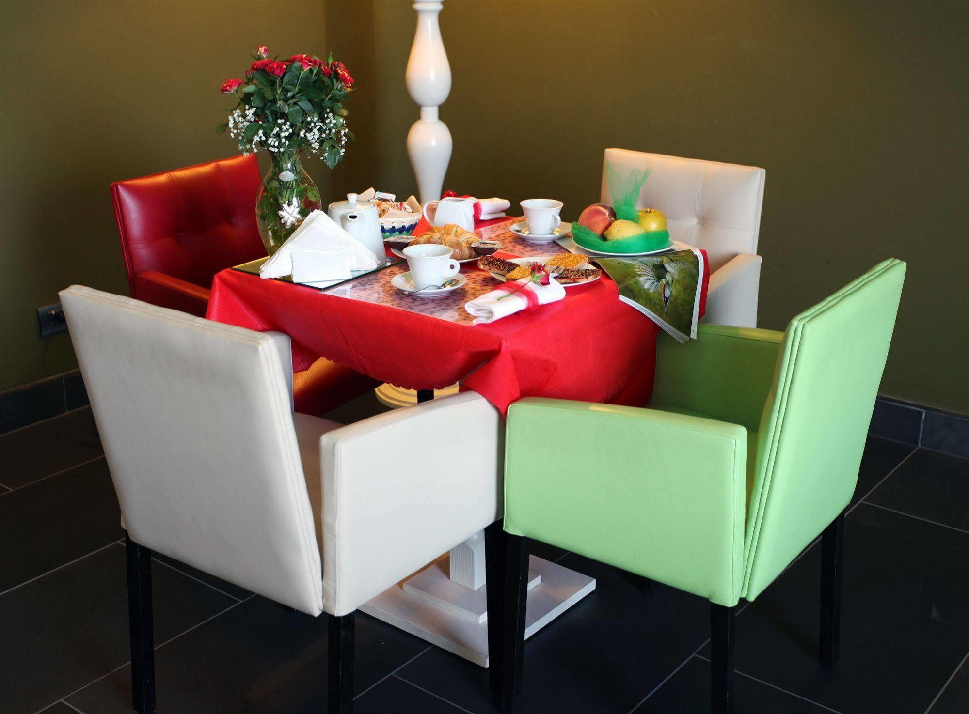 Hotel Briganti Куалиано Екстериор снимка